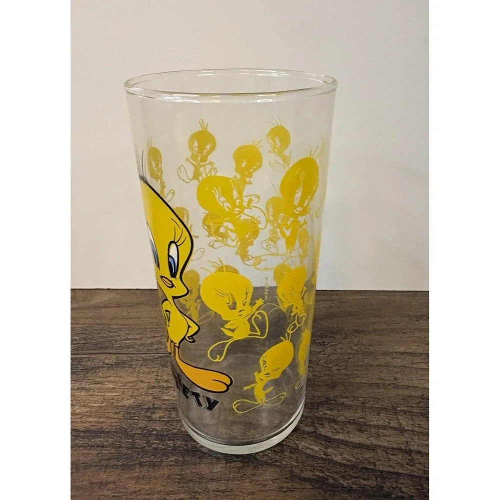 Vintage Tweety All Over Print Drinking Glass Warner Bros Looney Tunes